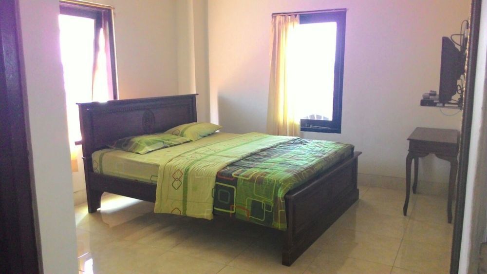 Oyo 586 Hotel Wijaya Kalasan Εξωτερικό φωτογραφία