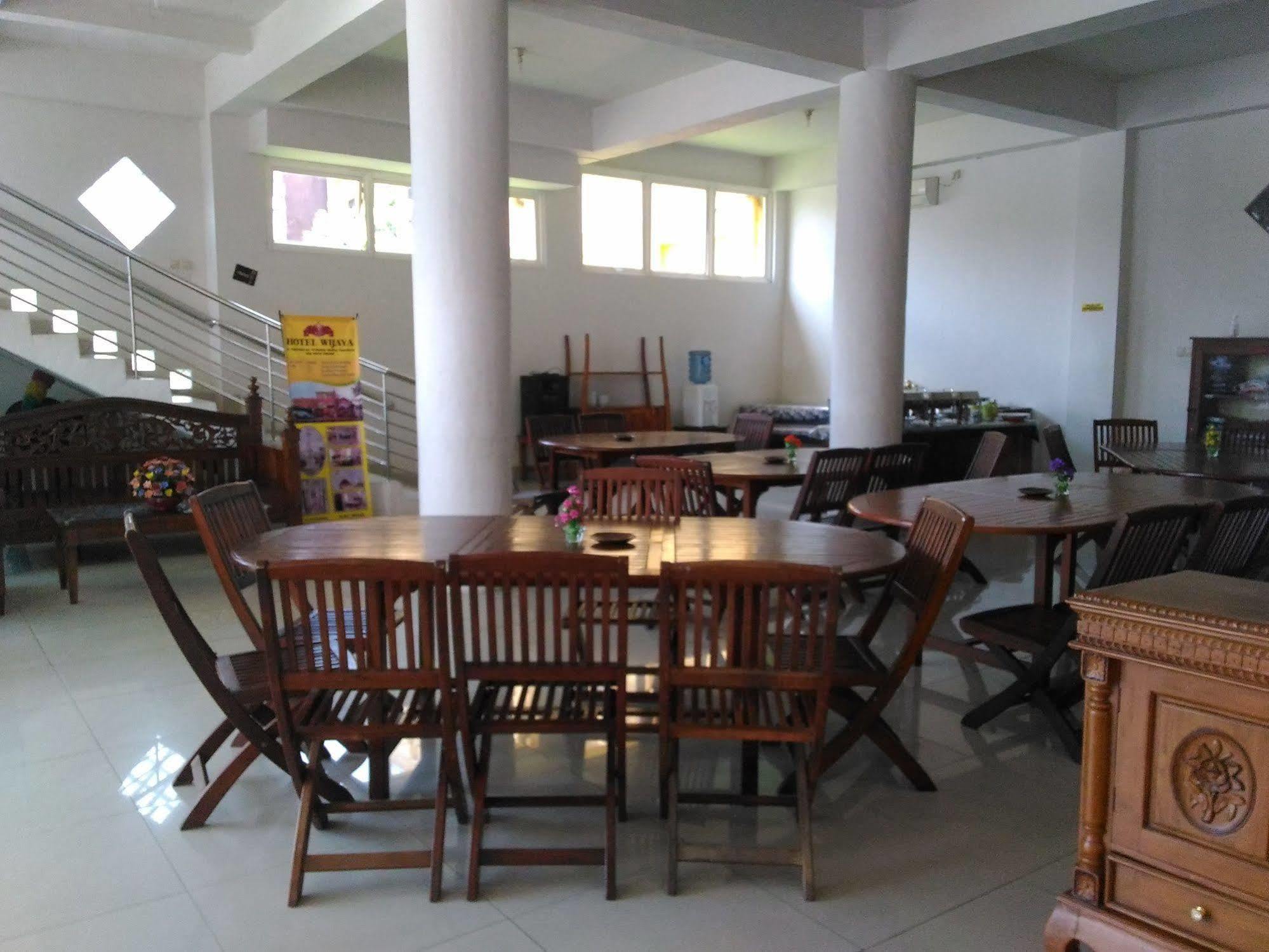 Oyo 586 Hotel Wijaya Kalasan Εξωτερικό φωτογραφία